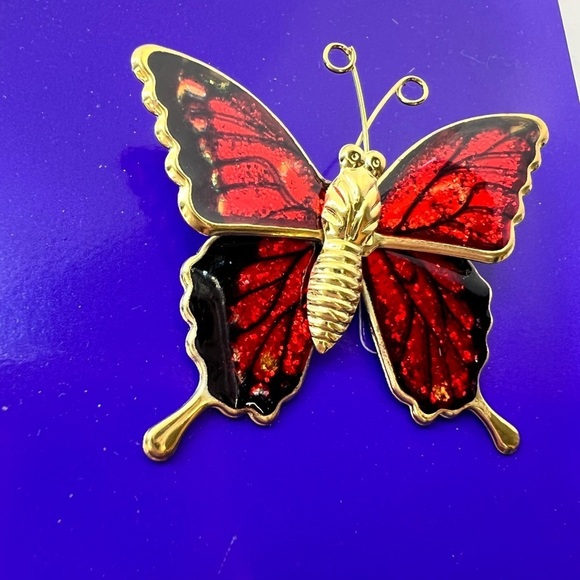 Vintage Goldtone & Red Enamel Butterfly Brooch 1970s Retro - Picture 3 of 6